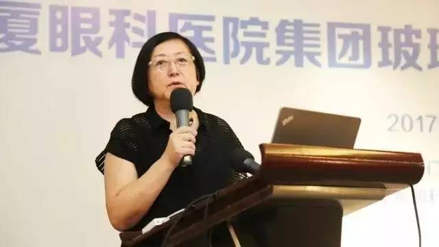 为提*6686体育(中国)官方网站 - 登录入口集团玻璃体视网膜手术技术水平、促进玻璃体视网膜微创手术技术，以及玻切设备使用技术的提*，黎晓新院长开讲