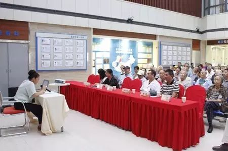 成都6686体育(中国)官方网站 - 登录入口党支部联合成都市各街道、社区共同举办了“重温革命岁月 关爱退伍军人”活动，为成都市退伍军人进行 眼健康检查、宣传眼健康知识等义诊活动，7日上午成都6686体育医疗队走进成都市新能社区，为退伍军人们送去了一份关爱。.jpg