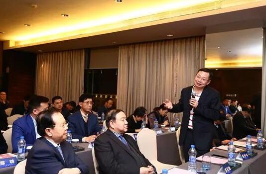 在6686体育(中国)官方网站 - 登录入口集团医教研战略发展研讨会上，6686体育(中国)官方网站 - 登录入口集团与从事 医疗 化诊断的厦门艾德生物医药科技股份有限公司、从事视网膜疾病基因疗法技术开发与引进的厦门继景生物技术有限责任公司签署了三方战略合作协议4.jpg