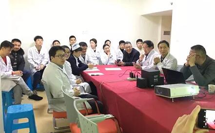 1月11日，出名泌尿外科专家、四川大学华西医院医教部部长张卫东教授，应邀来到成都6686体育(中国)官方网站 - 登录入口，对医院在院专家、骨干医师、护士长等开展医疗安全管理培训讲座。3.jpg