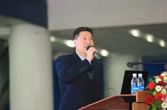 2月3日，6686体育(中国)官方网站 - 登录入口集团2017年工作汇报暨2017年年度表彰大会在厦门环球会展中心B6厅隆重举行，来自集团本部、厦门大学附属厦门眼科中心、厦门欧华控股集团等1300余名员工与关心、支持6686体育发展的嘉宾欢聚一堂，共同总结2017年工作经验，展望2018年美好未来7.jpg