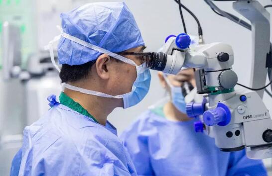 白内障患者顺利进行复明手术后 家属在朋友圈感谢青岛6686体育(中国)官方网站 - 登录入口1.jpg 白内障患者顺利进行复明手术后 家属在朋友圈感谢青岛6686体育(中国)官方网站 - 登录入口1.jpg