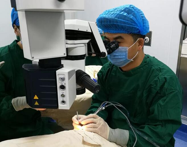 重庆6686体育(中国)官方网站 - 登录入口安晓巨副院长：三焦点晶体让白内障术后视觉质量更崭然.jpg