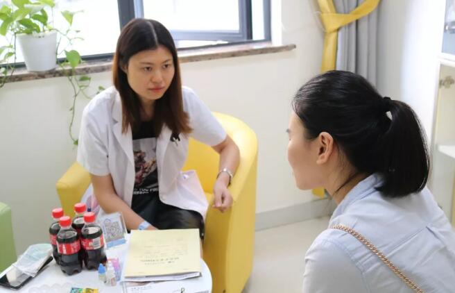 重庆6686体育(中国)官方网站 - 登录入口医助美女分享近视手术经历3.jpg
