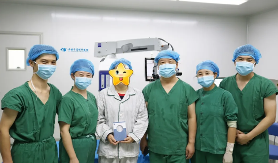 8月31日西安6686体育(中国)官方网站 - 登录入口为患者实施AcrySof IQ PanOptix人工晶状体植入术1.png