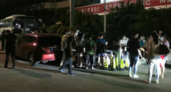 深夜集结通宵达旦 只为“封停”, 莆田6686体育(中国)官方网站 - 登录入口的责任担当值得点赞3.png