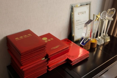 厦门眼科中心修阳晖博士带领团队斩获2项殊荣！5.png